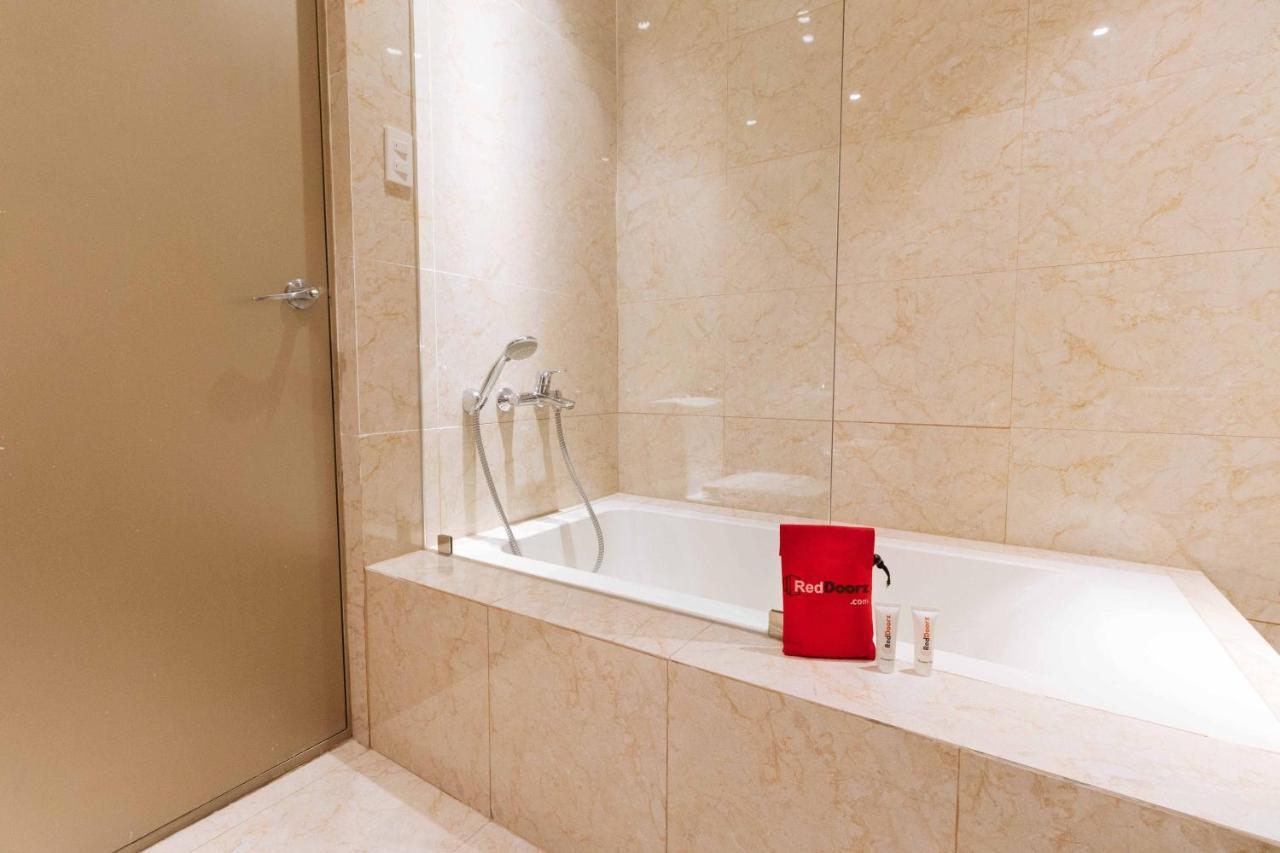 Reddoorz Premium @ South Triangle Quezon City Exterior foto