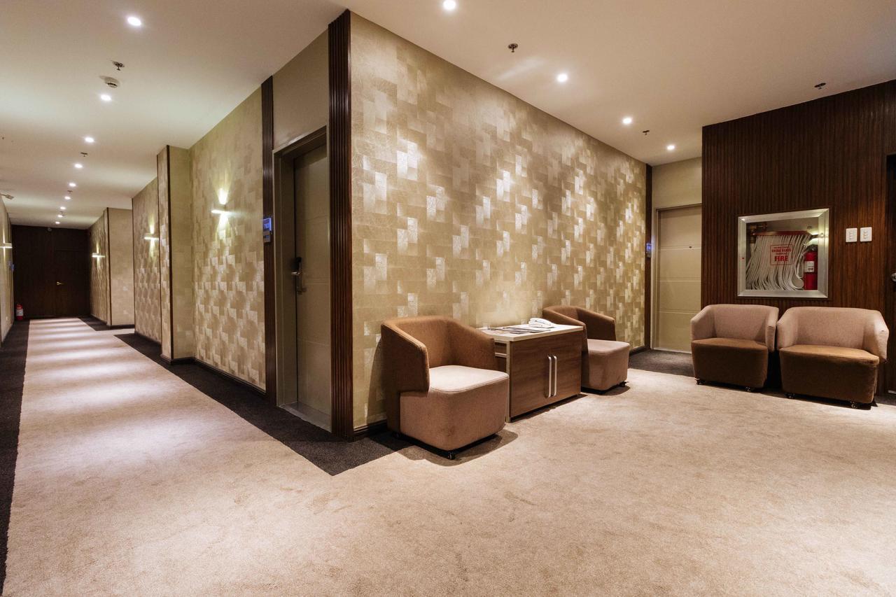 Reddoorz Premium @ South Triangle Quezon City Exterior foto